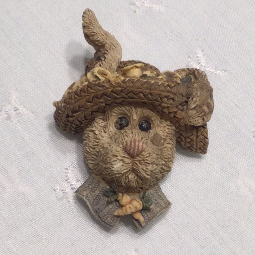 Boyds Bears and Friends Rabbit with Hat and Floppy Ears​